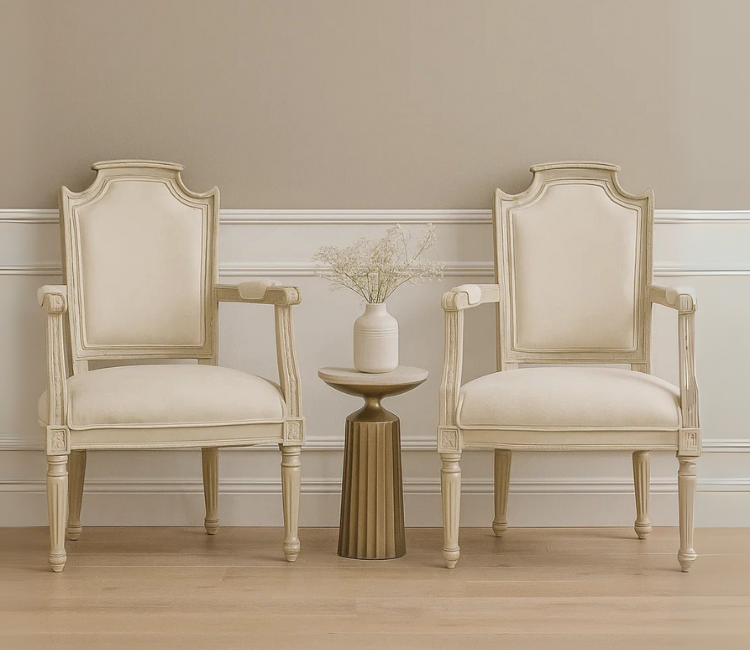 Alaster Chair